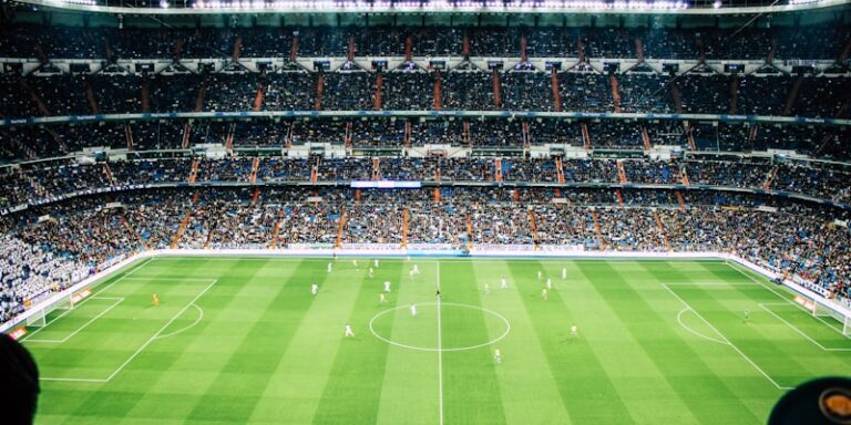 曼联瞄准阿,劳霍,巴萨寻求赫,新葡京,新葡京app,新葡京娱乐,新普京赌场