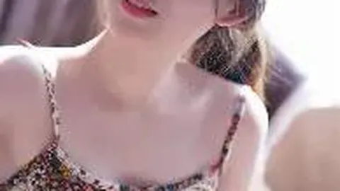 乌兹别克斯坦半场领先吉尔吉斯斯坦1-0，十人应战，肖穆罗多夫错失点球，阿里扎诺夫打破僵局